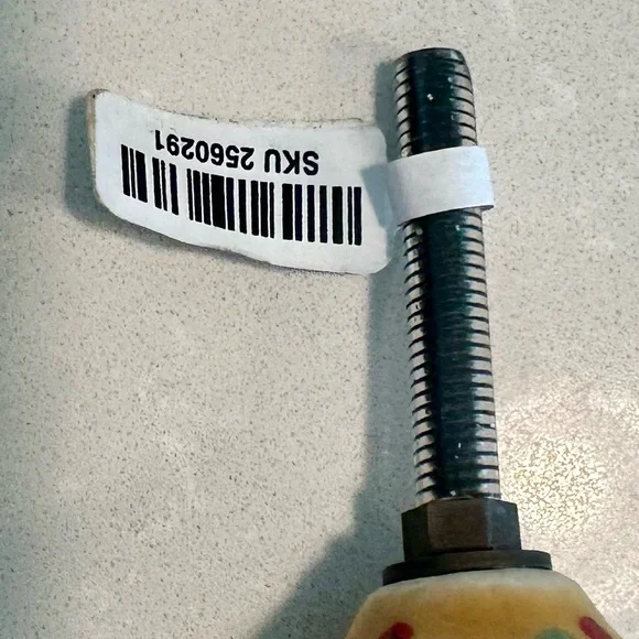 Pier 1 Knobs Porcelain Cabinet Drawer Knobs - Picture 11 of 15